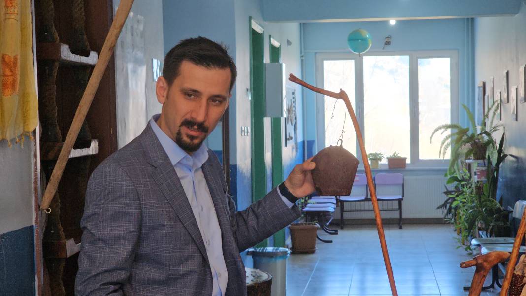 Köyün tek öğretmeni 25 yıllık tutkusunu müzeye çevirdi 1